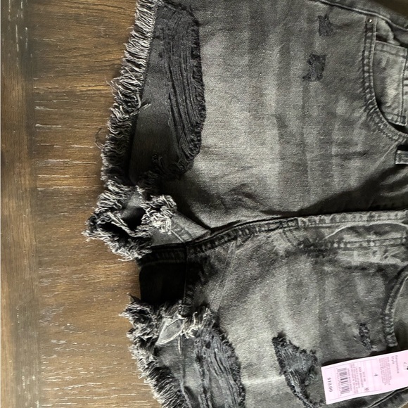 Wild Fable Gray Distressed Jean Shorts - Picture 6 of 7
